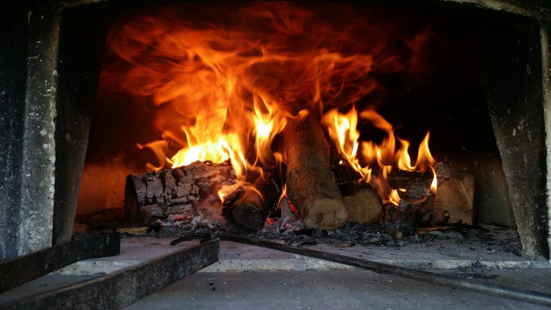 pizzeria-LE BAR SUR LOUP-min_wood-fired-oven-1960099